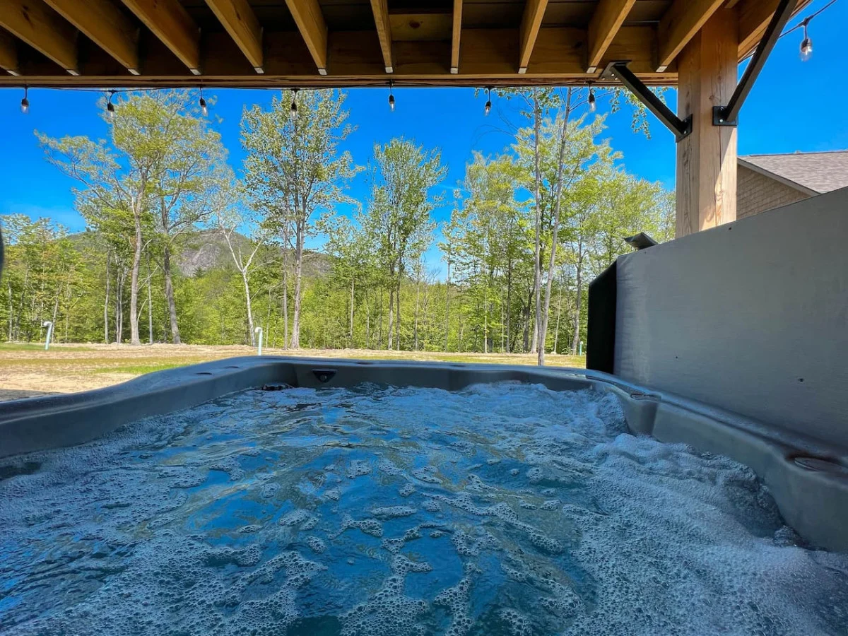 The Ledgeview Lodge | Brand New, Hot tub, Views #30