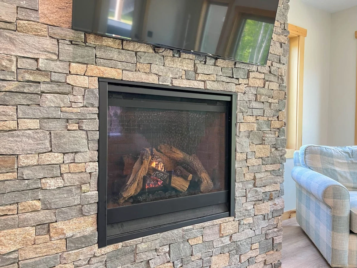 The Ledgeview Lodge | Brand New, Hot tub, Views #66