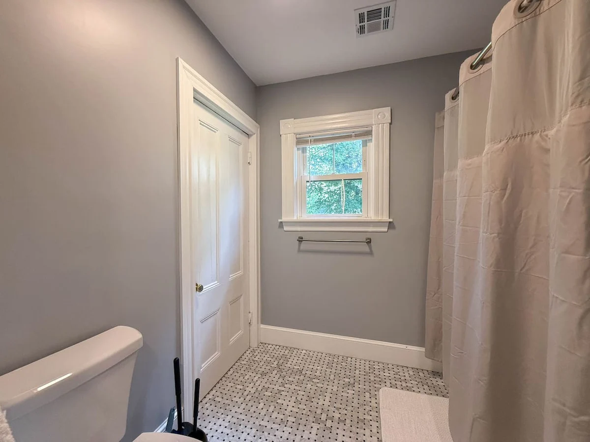 The Manor on Main | Hot Tub, Pond Access, 5 Bedrms #55