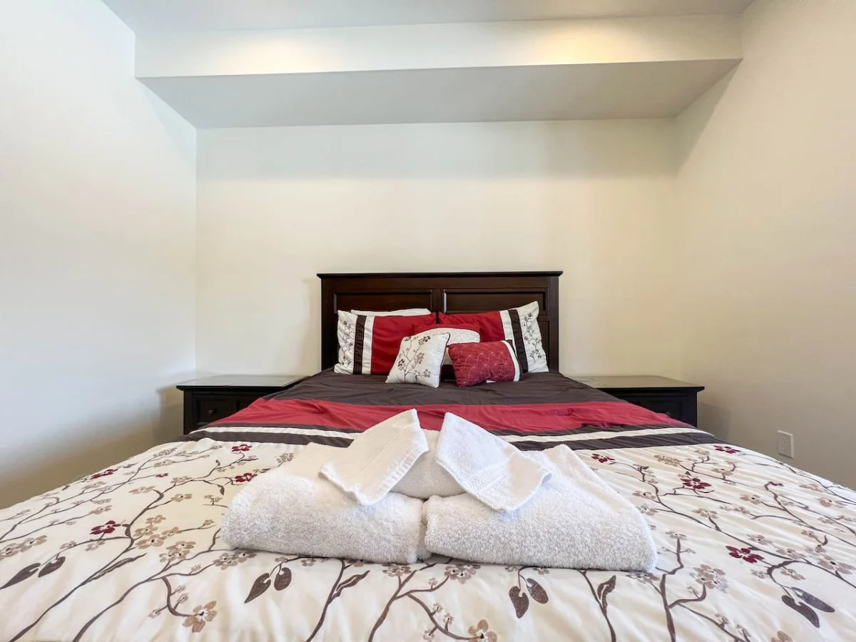 The Mountainview Escape | Luxury, Views & Hot Tub #8