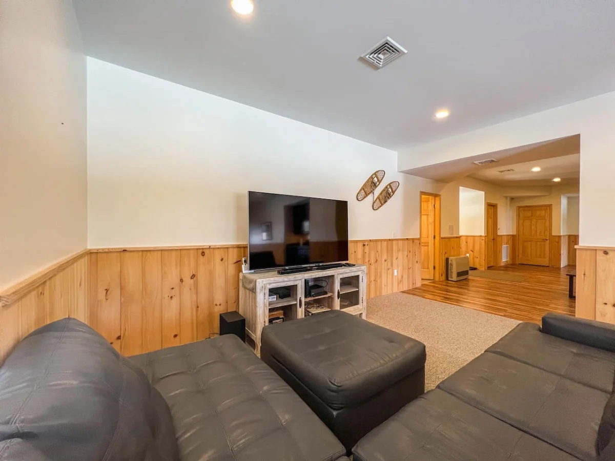 The Mountainview Escape | Luxury, Views & Hot Tub #10