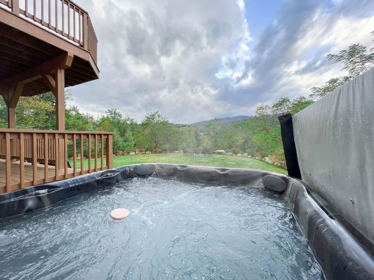 The Mountainview Escape | Luxury, Views & Hot Tub #14