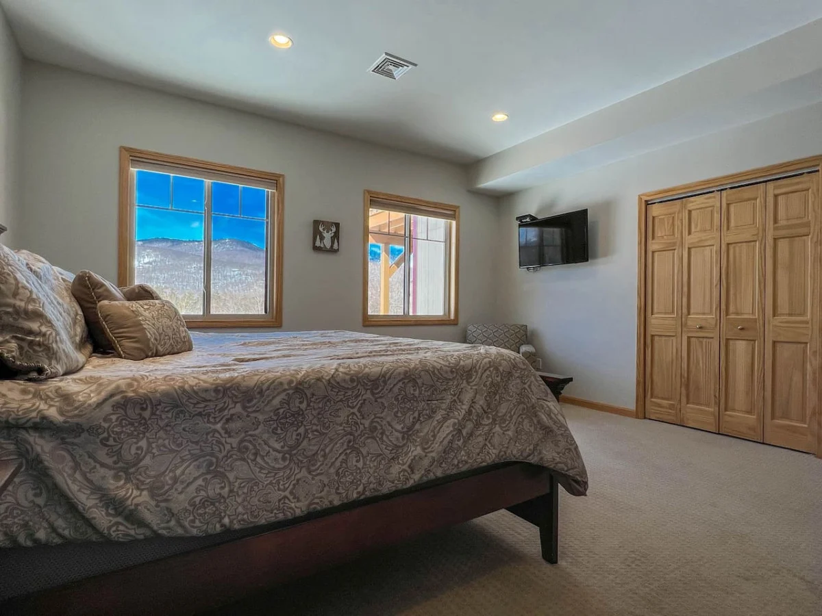 The Mountainview Escape | Luxury, Views & Hot Tub #18