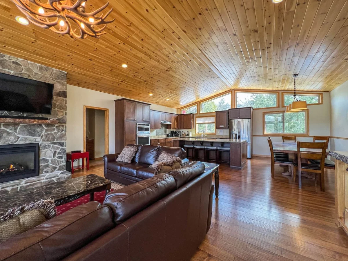 The Mountainview Escape | Luxury, Views & Hot Tub #30