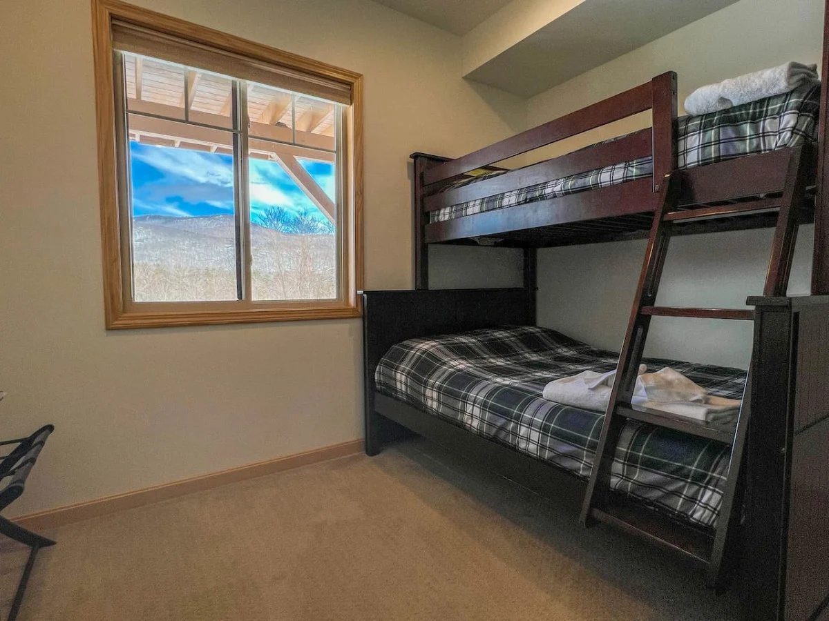 The Mountainview Escape | Luxury, Views & Hot Tub #46