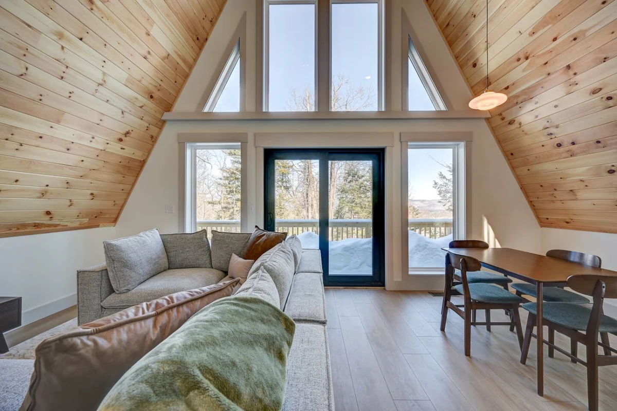 The Outlook | Relaxing Luxe A-Frame with Hot Tub #4