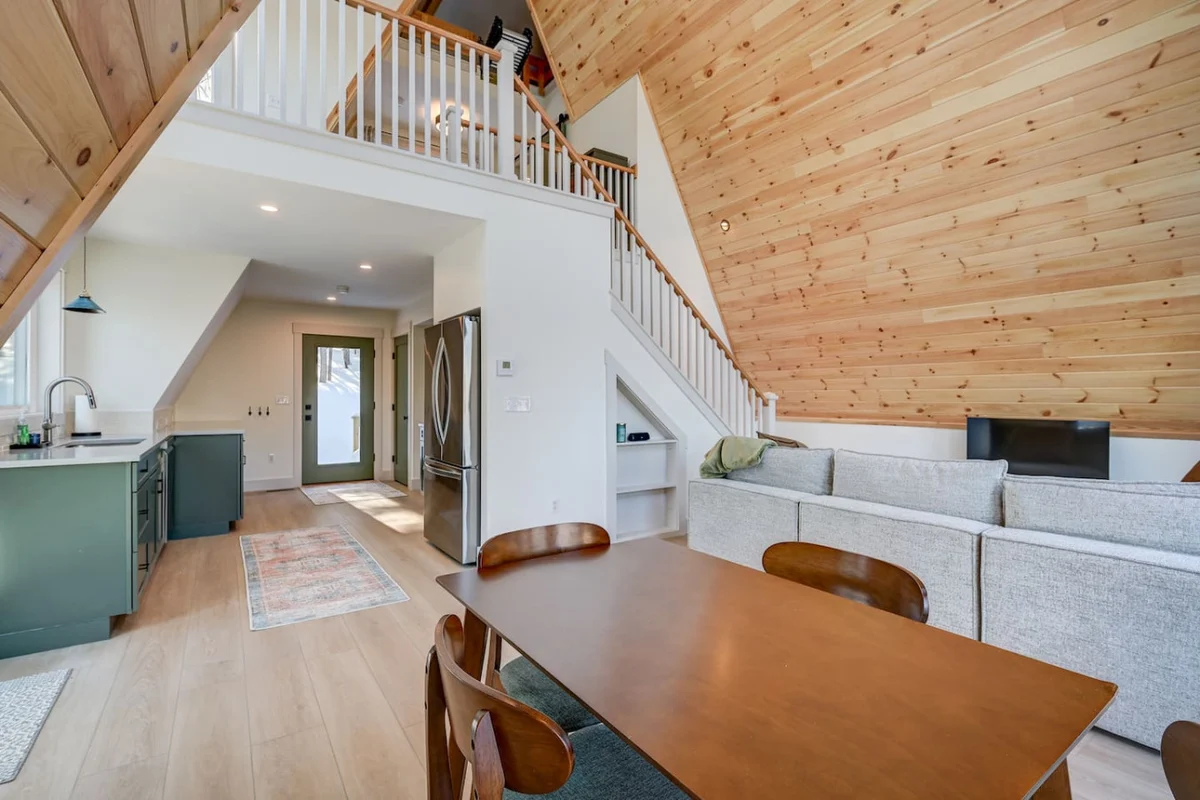 The Outlook | Relaxing Luxe A-Frame with Hot Tub #20