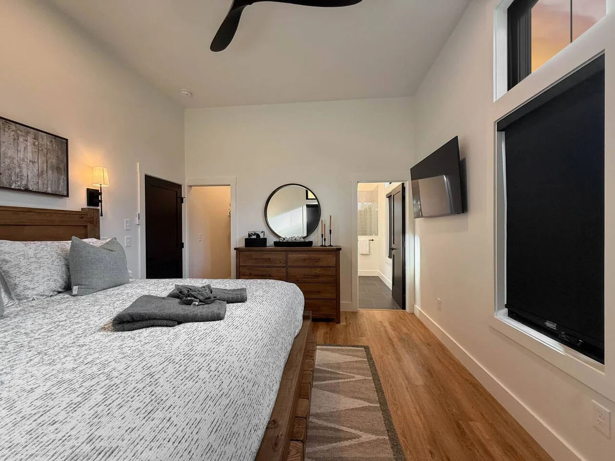 The Timberline | Mountain Luxury + Hot Tub #39