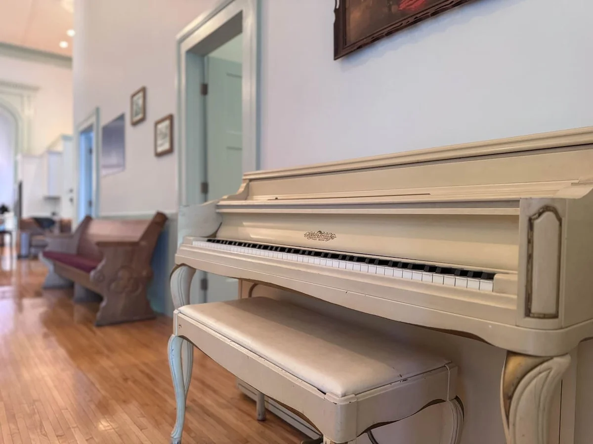 The Trilogy | Sleeps 36, 3 Hot Tubs, 19 Beds, Pond #12
