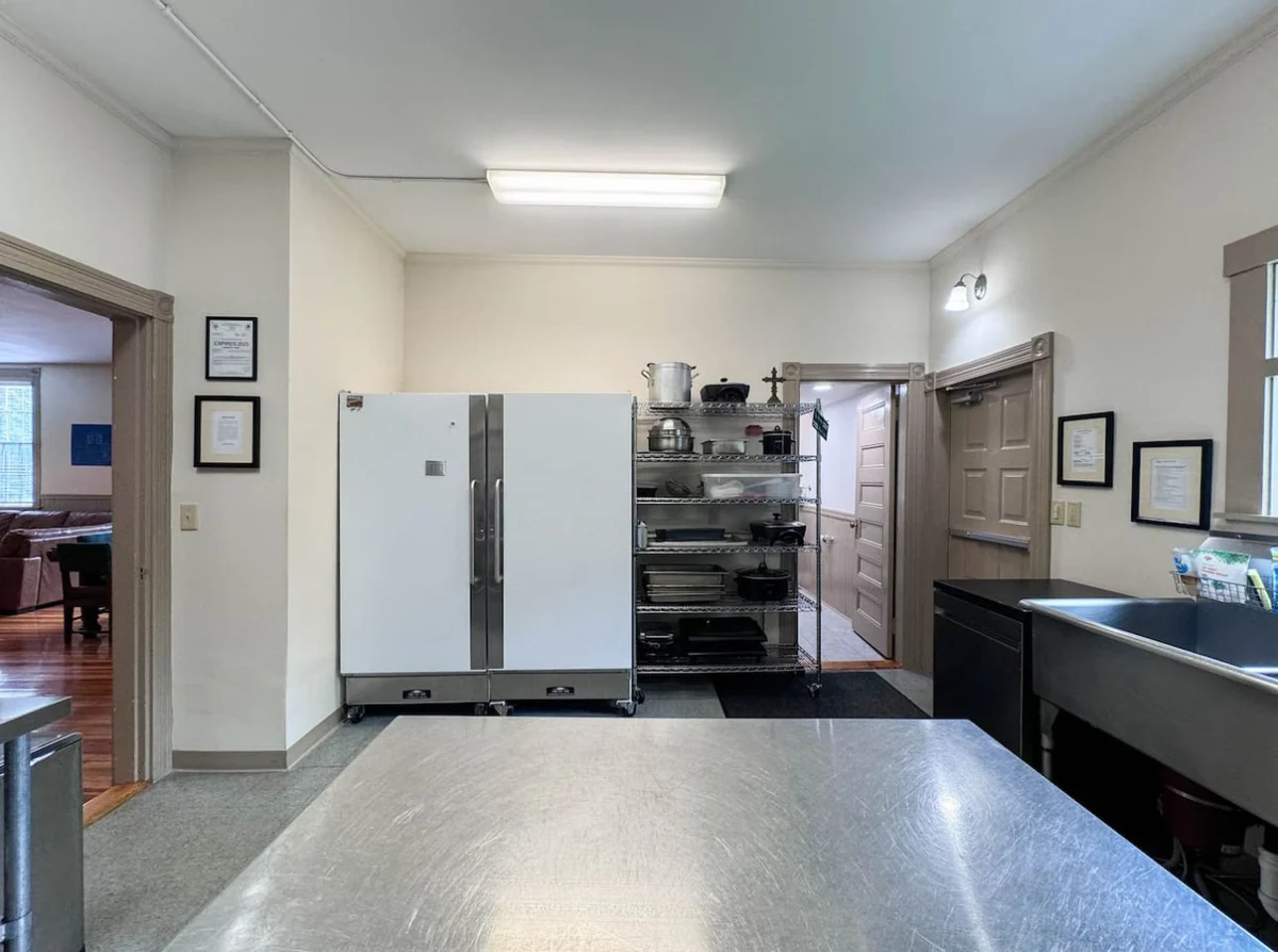 The Trilogy | Sleeps 36, 3 Hot Tubs, 19 Beds, Pond #81