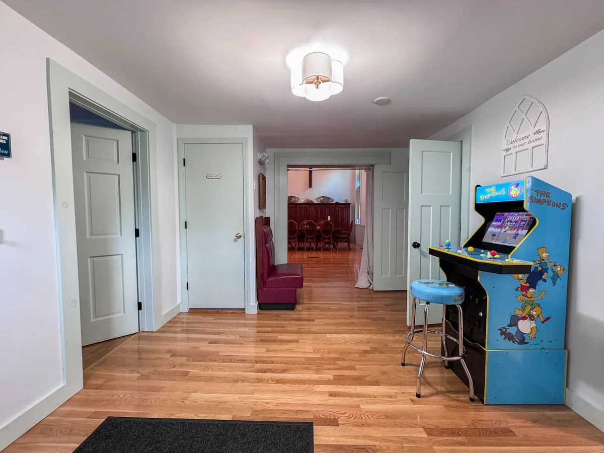 The Trilogy | Sleeps 36, 3 Hot Tubs, 19 Beds, Pond #95