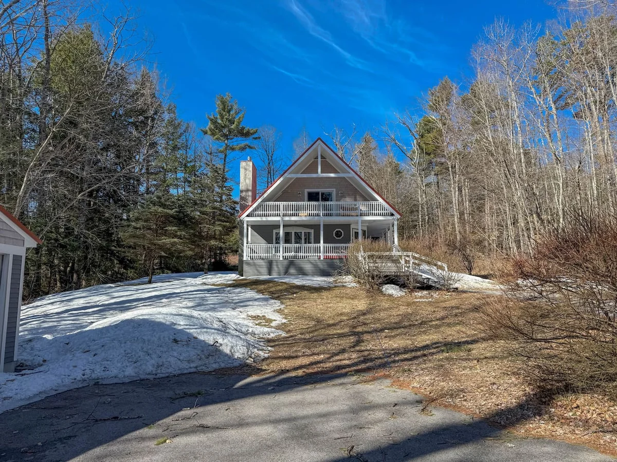 The West Nest | Private, Hot Tub, Central, 4 Bdrm #4