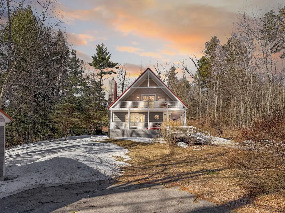 The West Nest | Private, Hot Tub, Central, 4 Bdrm #32