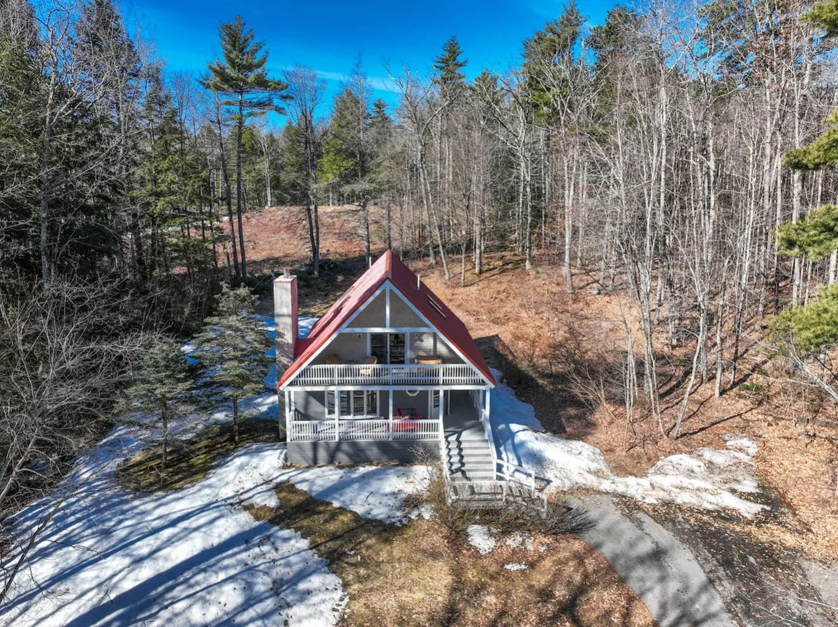 The West Nest | Private, Hot Tub, Central, 4 Bdrm #40