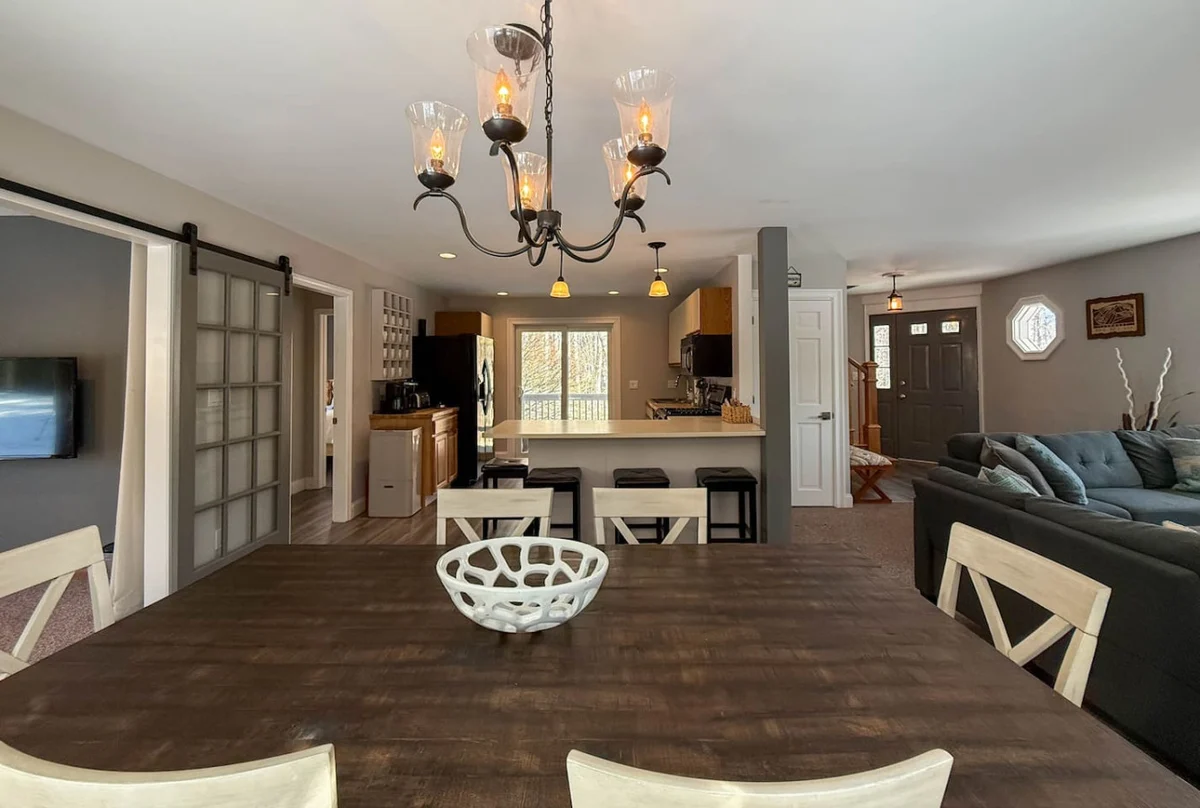 The West Nest | Private, Hot Tub, Central, 4 Bdrm #29