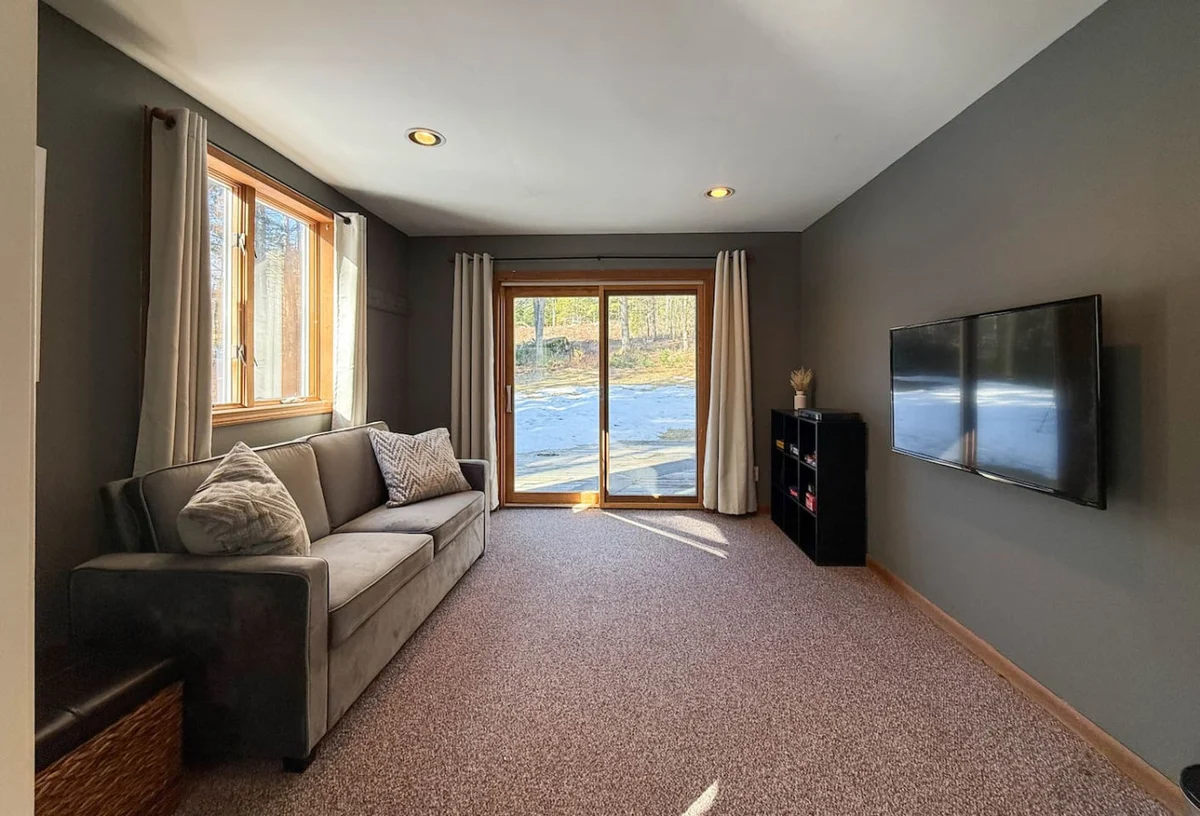 The West Nest | Private, Hot Tub, Central, 4 Bdrm #41