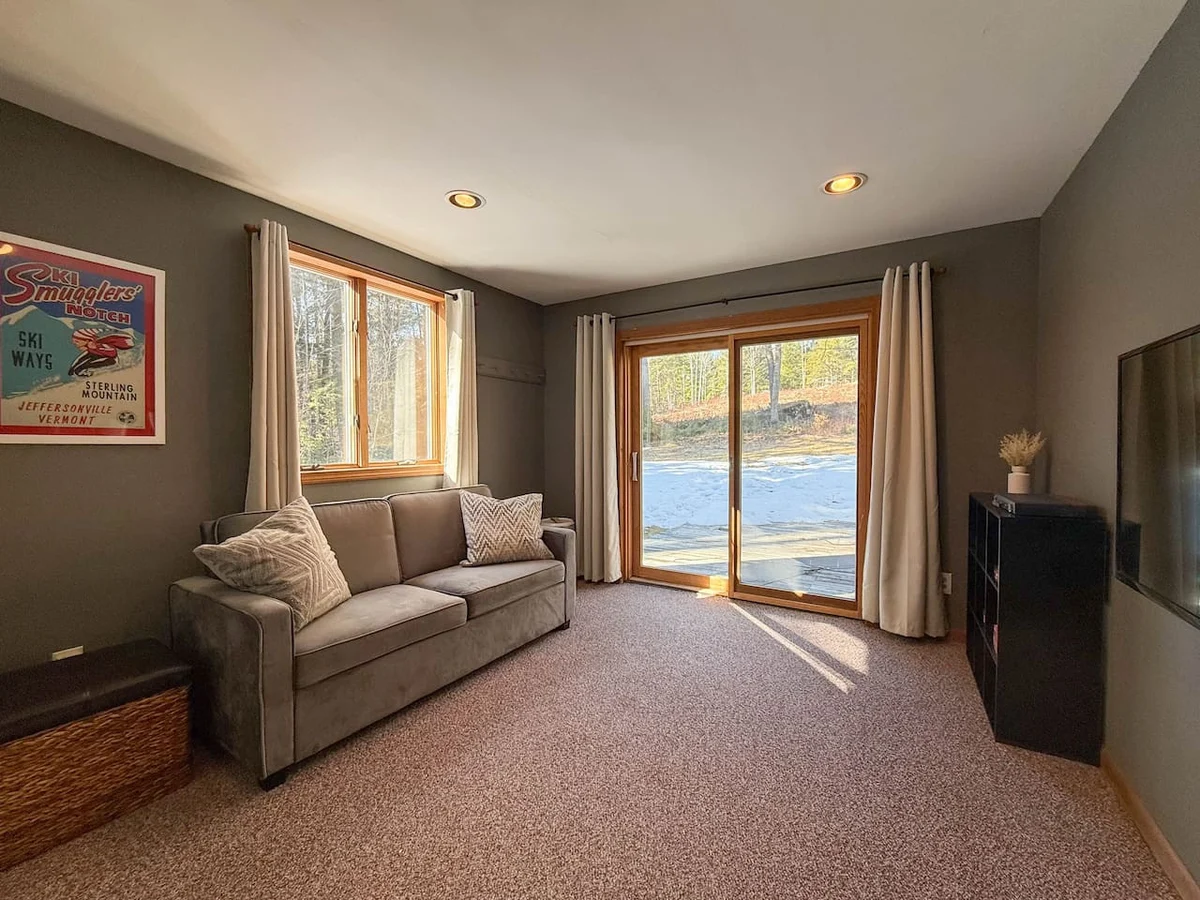 The West Nest | Private, Hot Tub, Central, 4 Bdrm #49