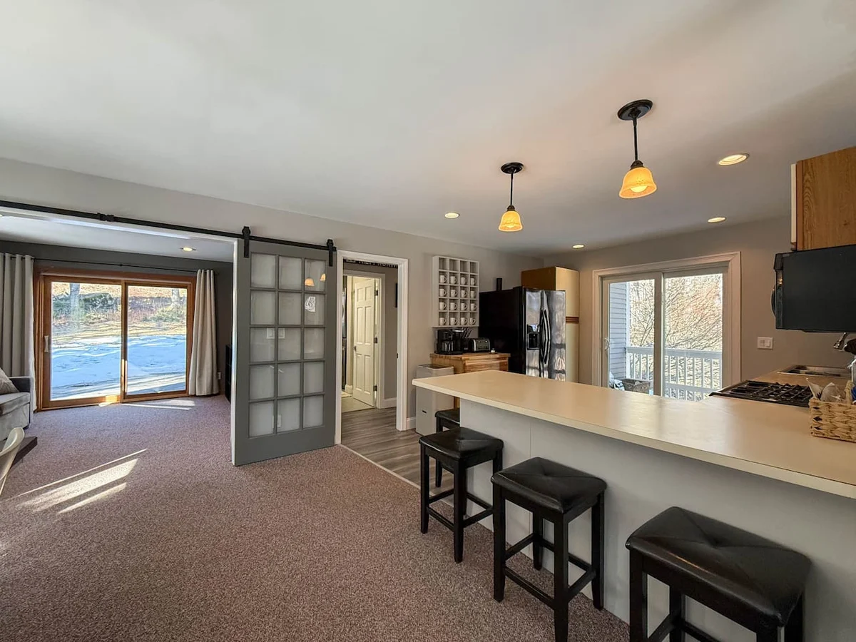 The West Nest | Private, Hot Tub, Central, 4 Bdrm #11