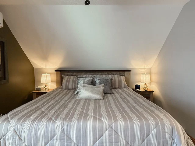 Bedroom 4 image 1