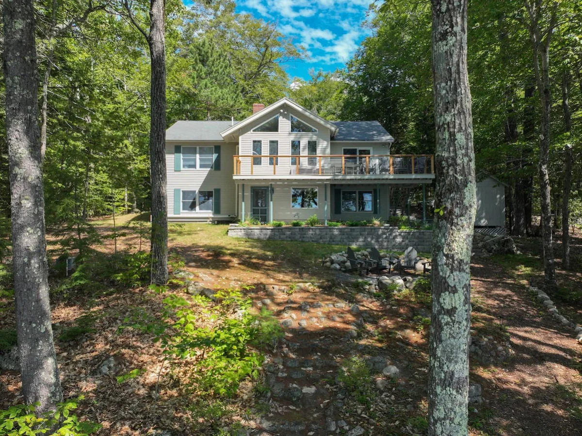 Woods & Water | Sebago Lakefront Luxury Oasis #38