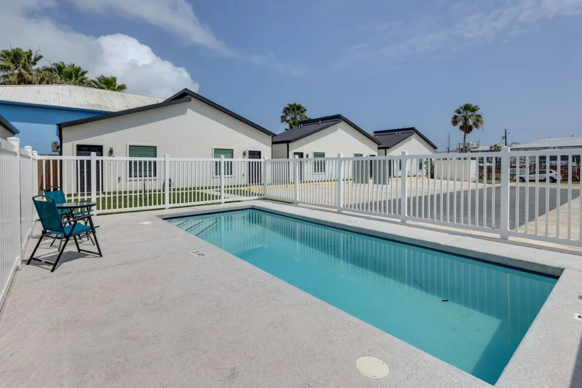 Apartment in South Padre Island property photo 4