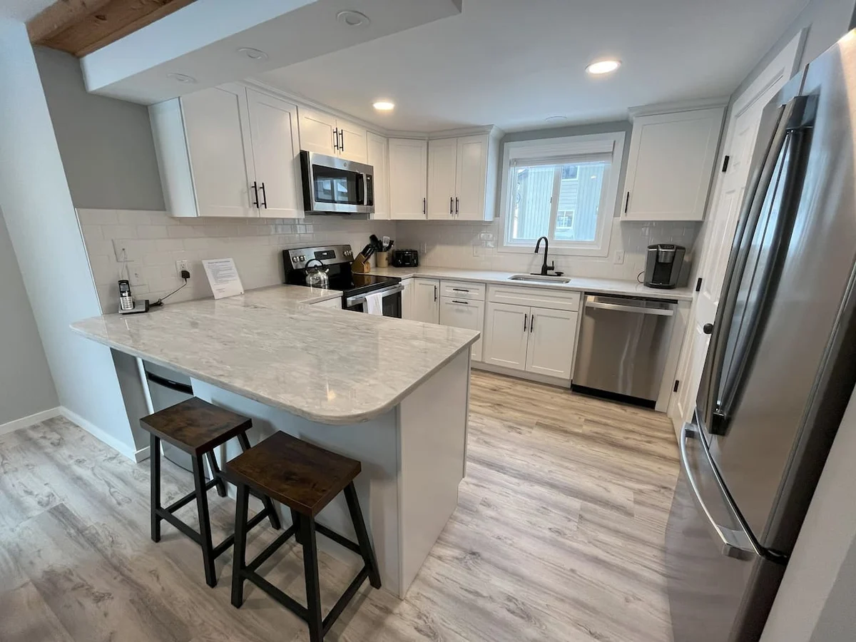 Jay Peak Luxury Tramside Condo | Ski-In/Out | Walk Everywhere | Steps to Waterpark | Dog Friendly #6