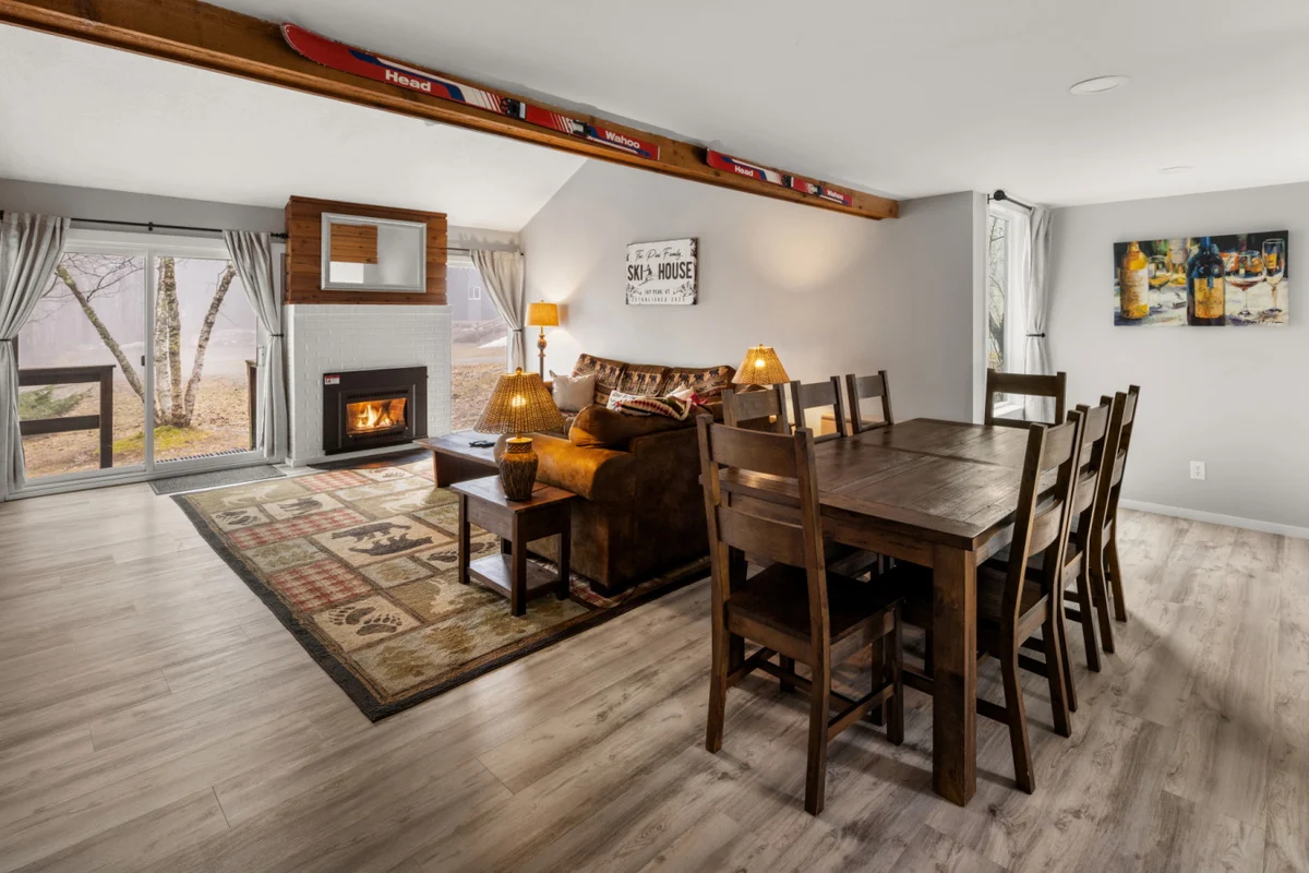 Jay Peak Luxury Tramside Condo | Ski-In/Out | Walk Everywhere | Steps to Waterpark | Dog Friendly #18