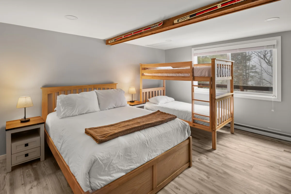 Jay Peak Luxury Tramside Condo | Ski-In/Out | Walk Everywhere | Steps to Waterpark | Dog Friendly #20
