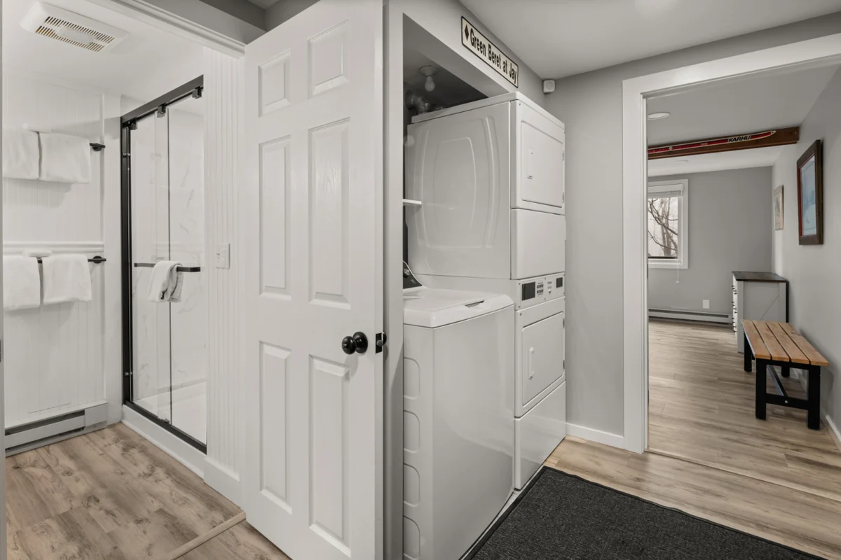 Jay Peak Luxury Tramside Condo | Ski-In/Out | Walk Everywhere | Steps to Waterpark | Dog Friendly #12