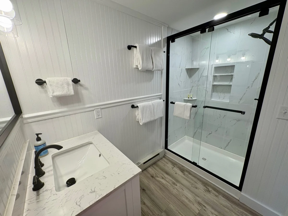 Jay Peak Luxury Tramside Condo | Ski-In/Out | Walk Everywhere | Steps to Waterpark | Dog Friendly #37