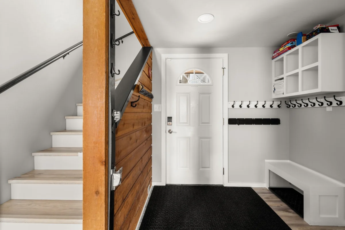 Jay Peak Luxury Tramside Condo | Ski-In/Out | Walk Everywhere | Steps to Waterpark | Dog Friendly #13