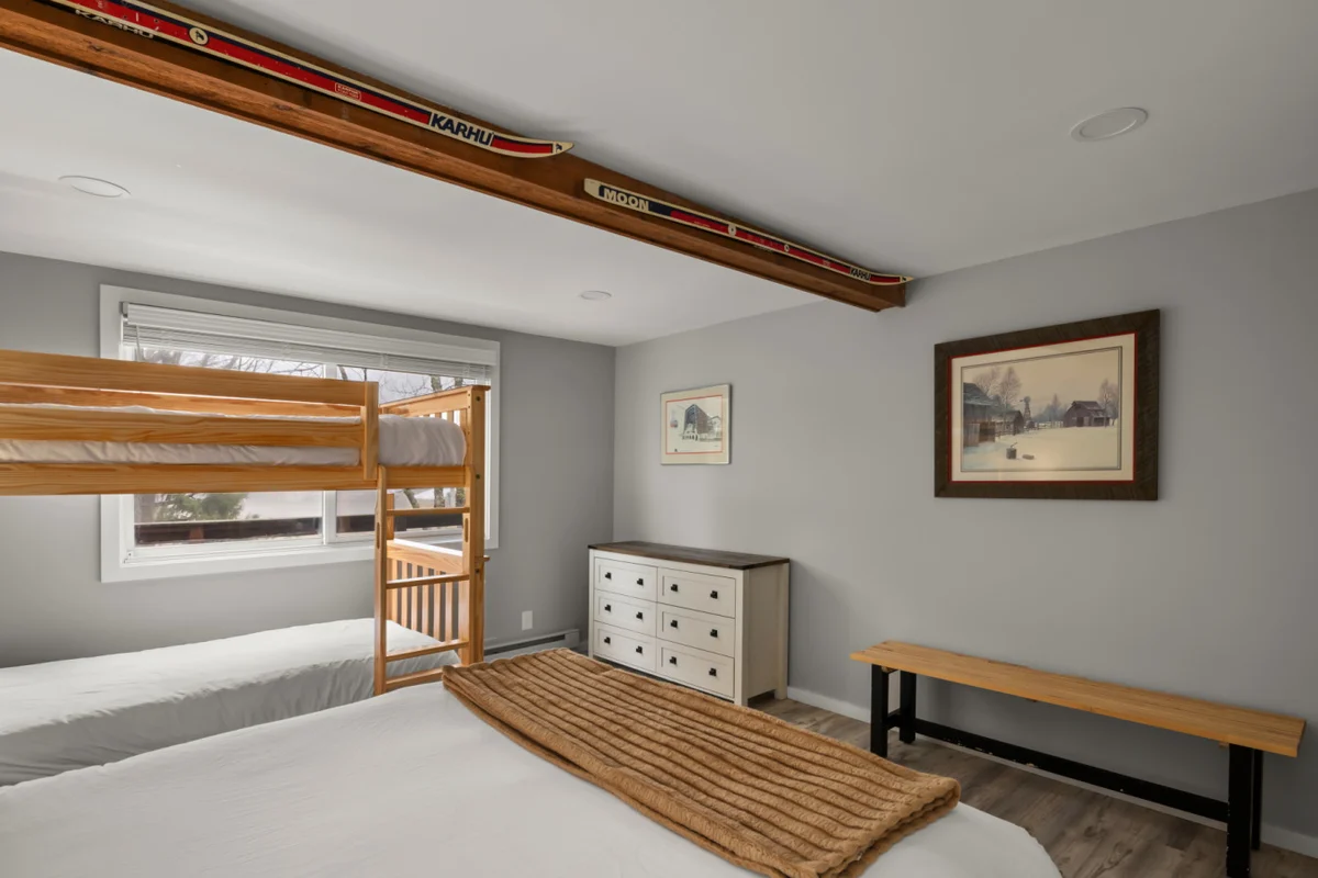 Jay Peak Luxury Tramside Condo | Ski-In/Out | Walk Everywhere | Steps to Waterpark | Dog Friendly #10
