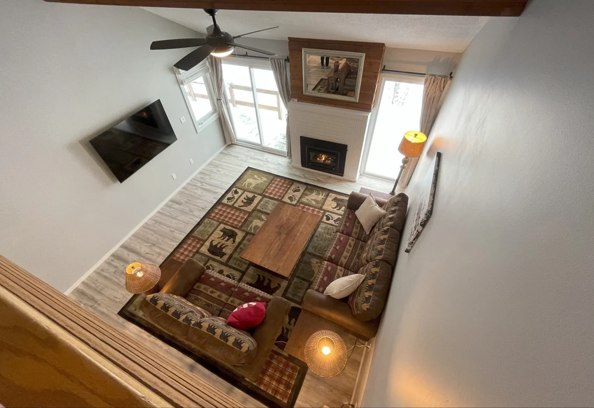 Jay Peak Luxury Tramside Condo | Ski-In/Out | Walk Everywhere | Steps to Waterpark | Dog Friendly #30