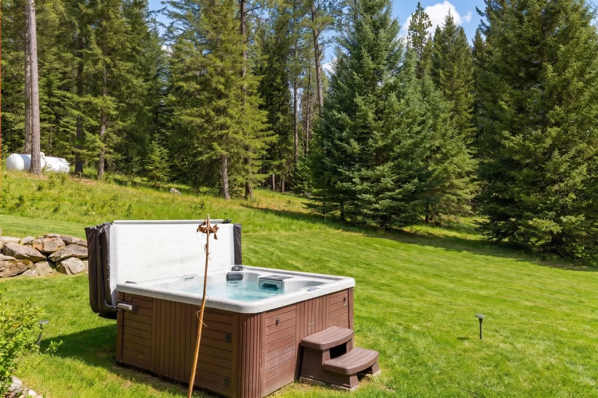 Cozy Cabin: Private Hot Tub, Starlink & Nature #81