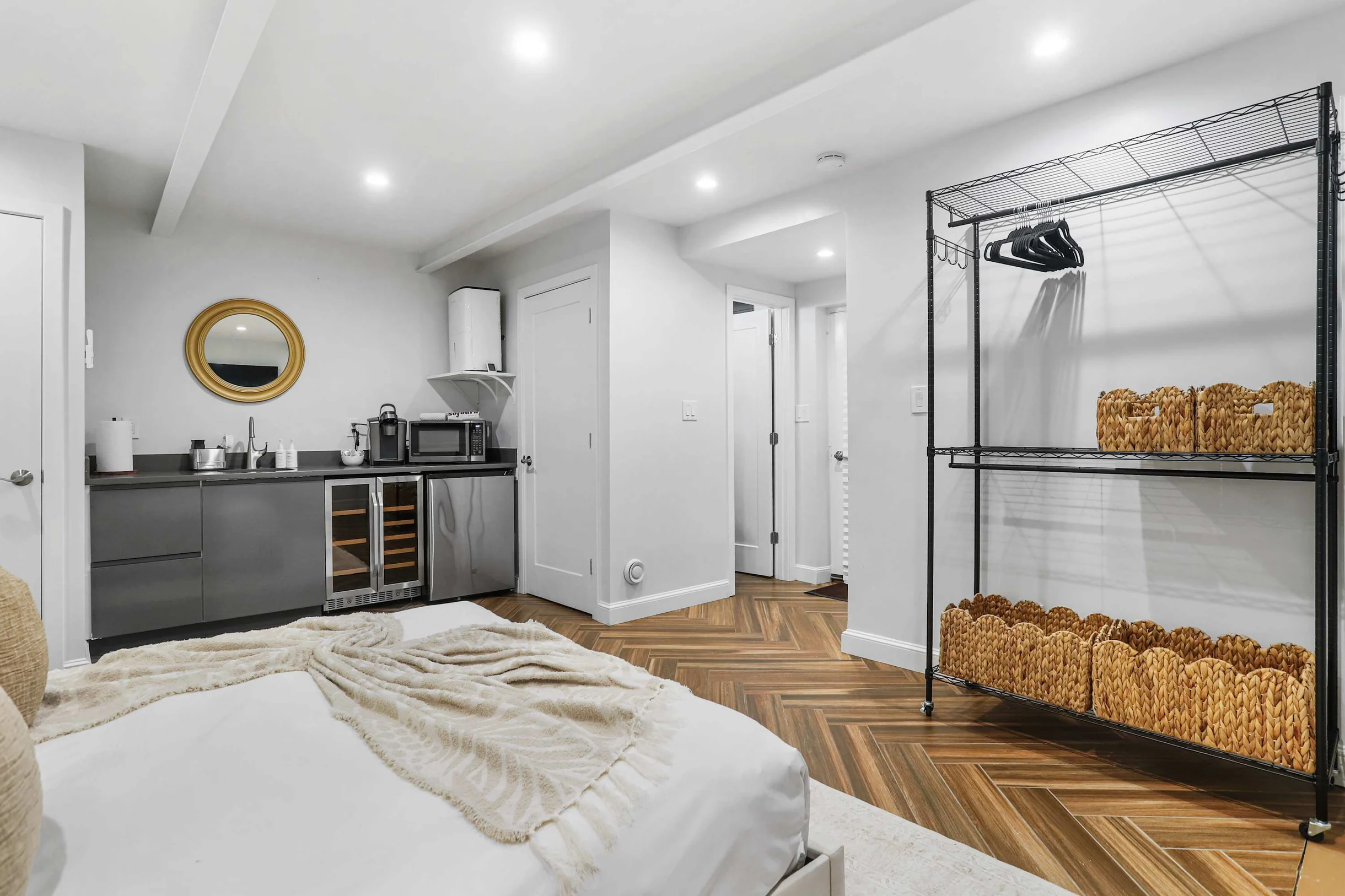 Apartment in District of Columbia property photo 5