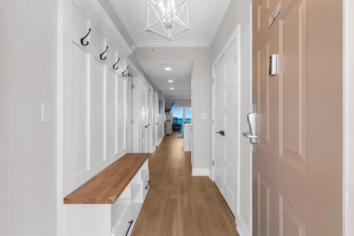Crystal Tower 503 property photo 3
