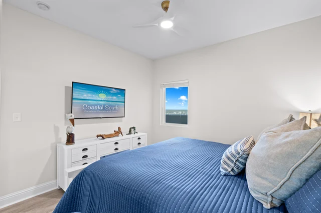 Bedroom 3 image 1