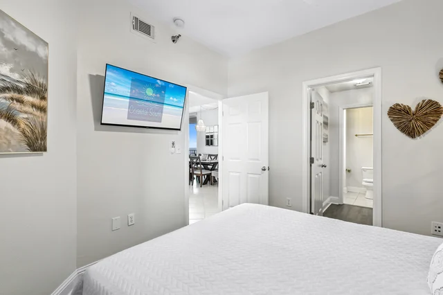 Bedroom 1 image 1