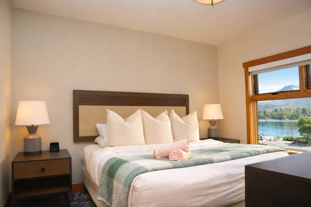 Bedroom 1 image 1