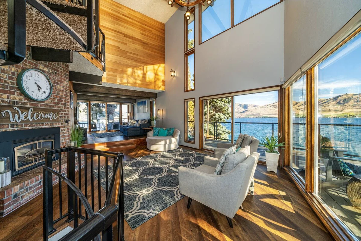 Home in Lake Chelan property photo 3