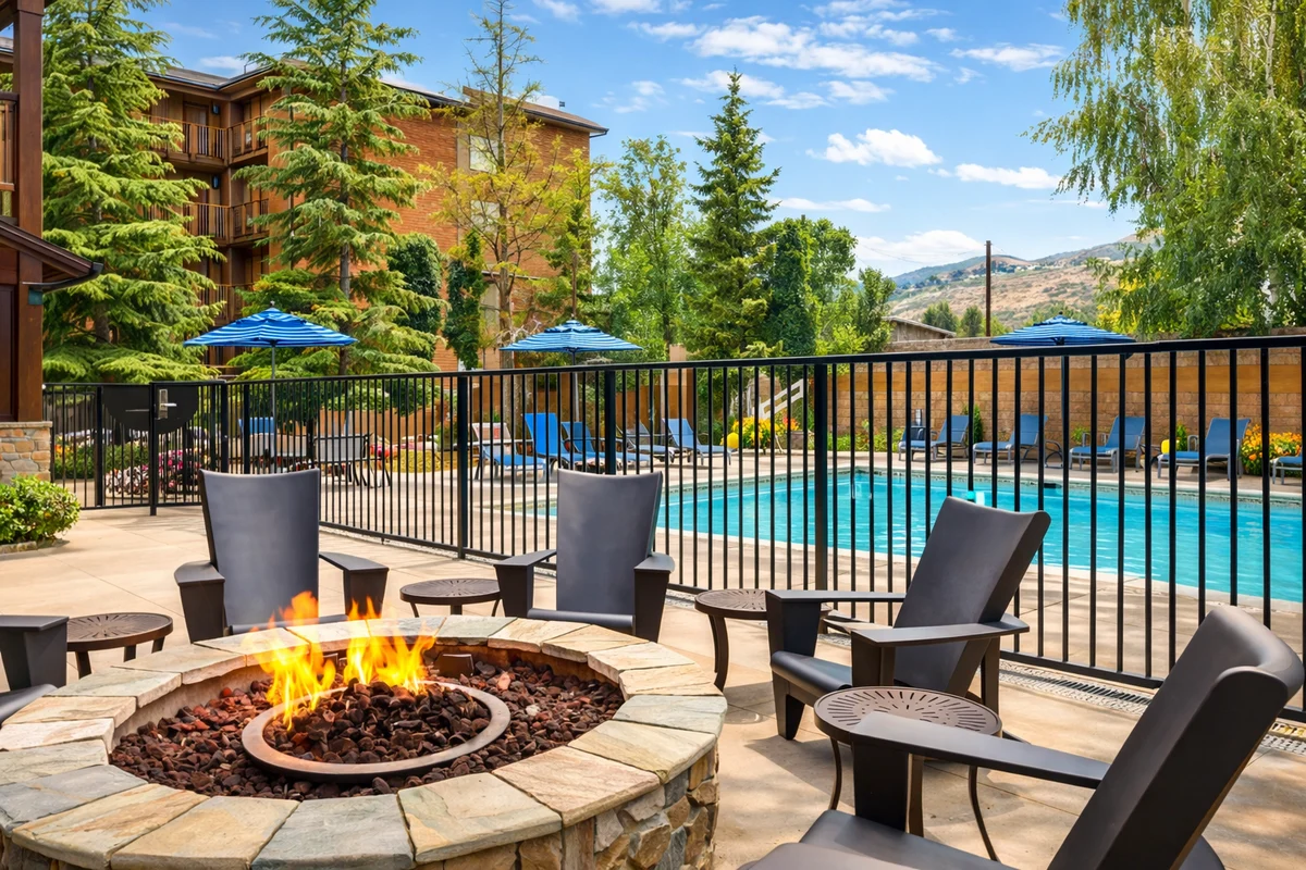 Condo in Chelan property photo 3
