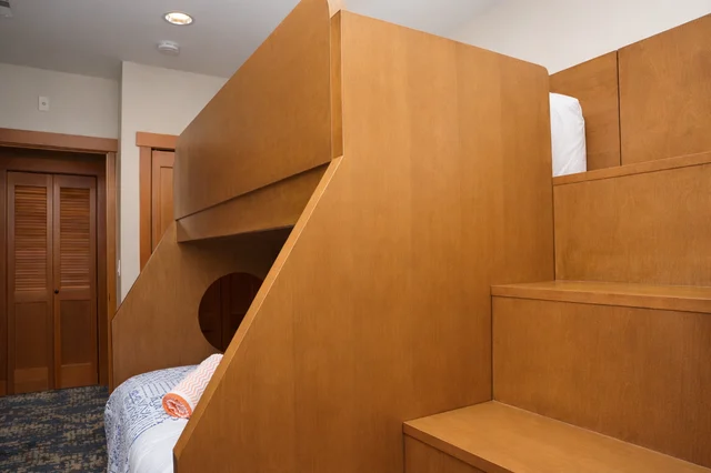 Primary bedroom image 1