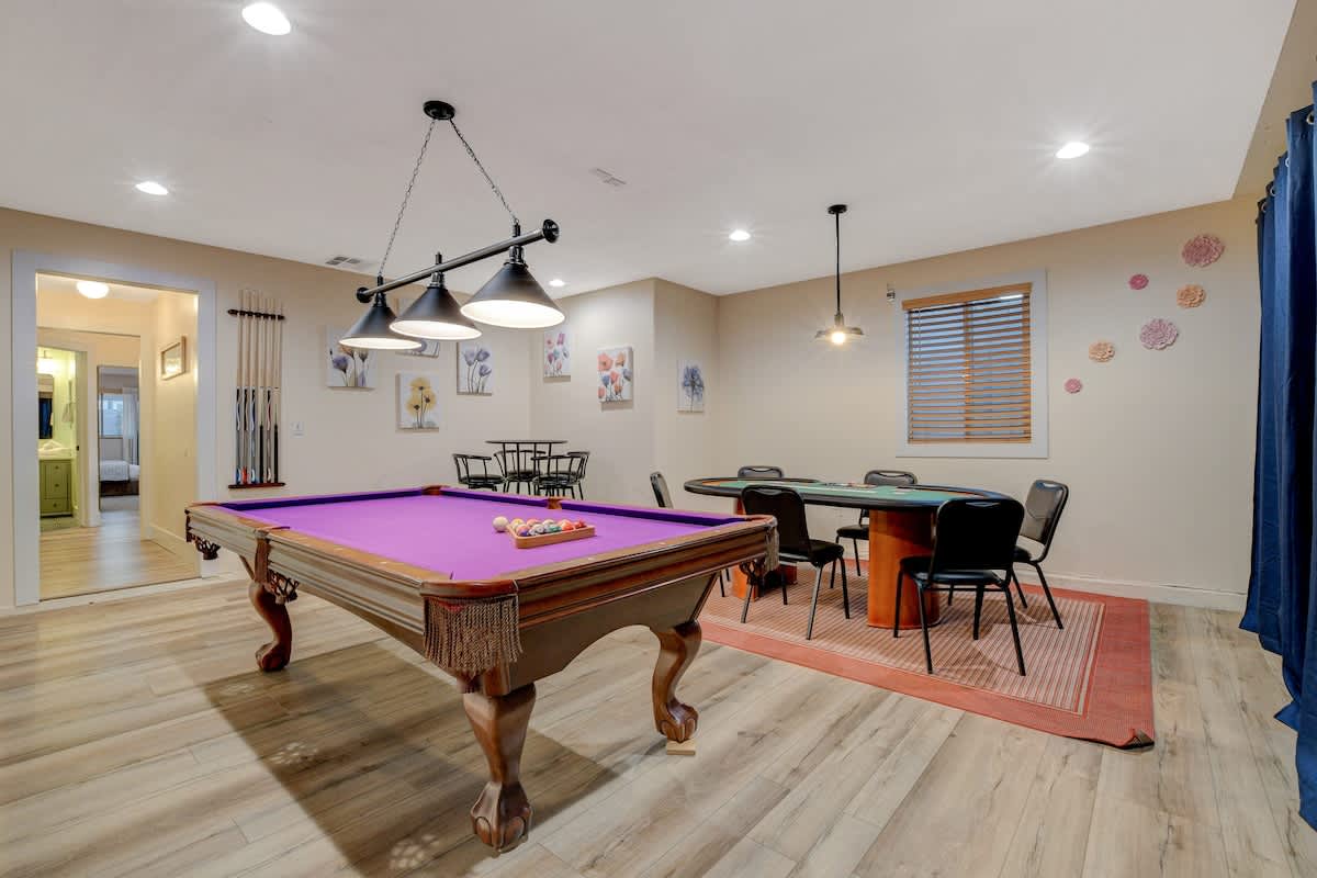 Home in Las Vegas property photo 2