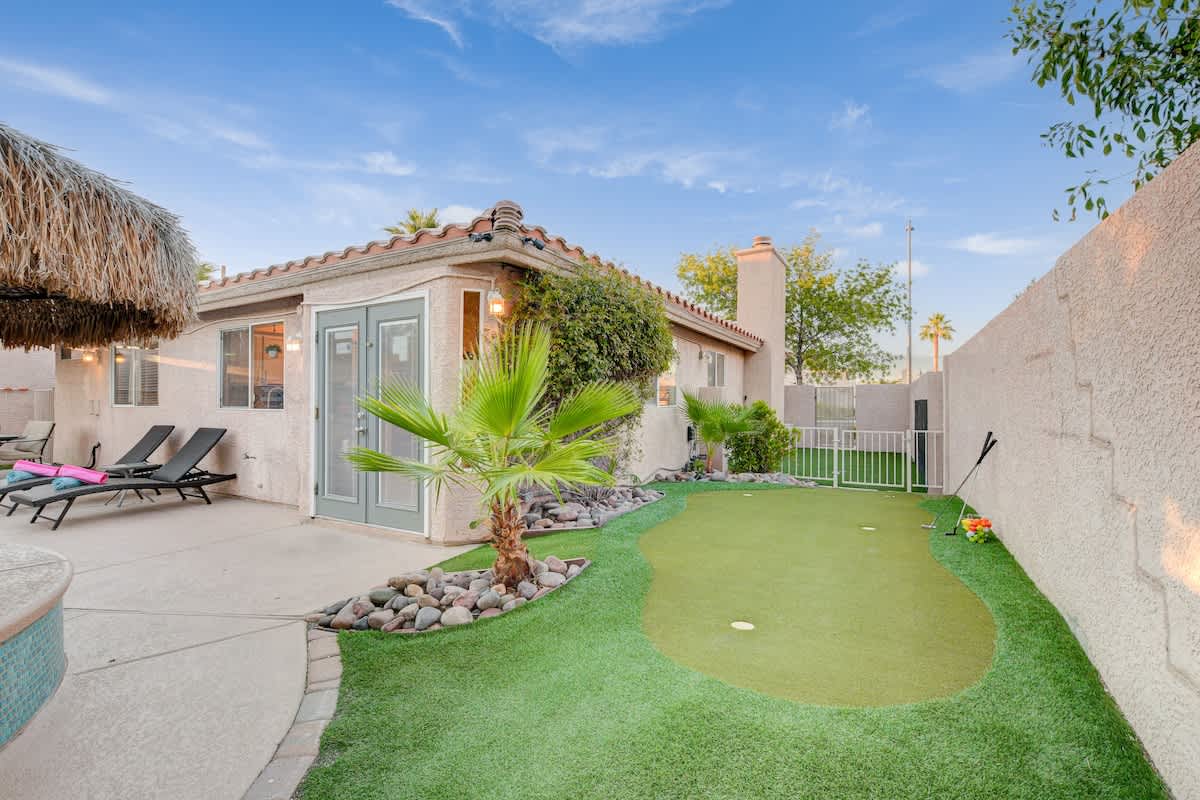 Home in Las Vegas property photo 4