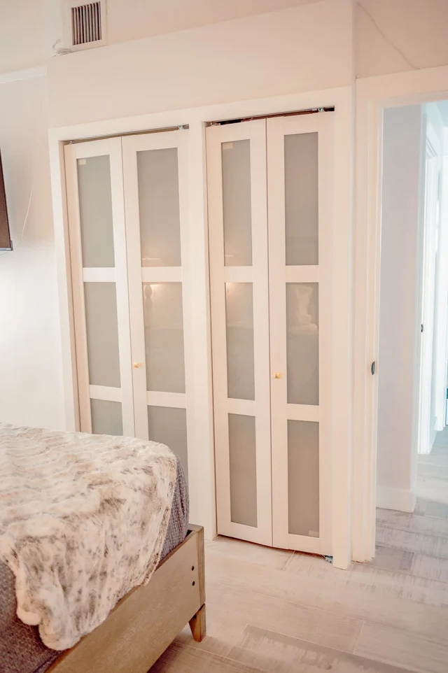 Bedroom image 1