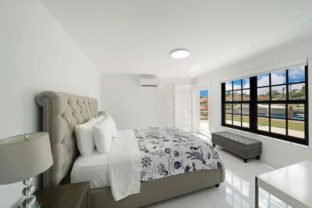 Bedroom image 1