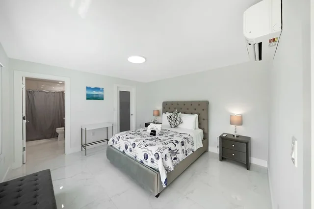 Bedroom image 1