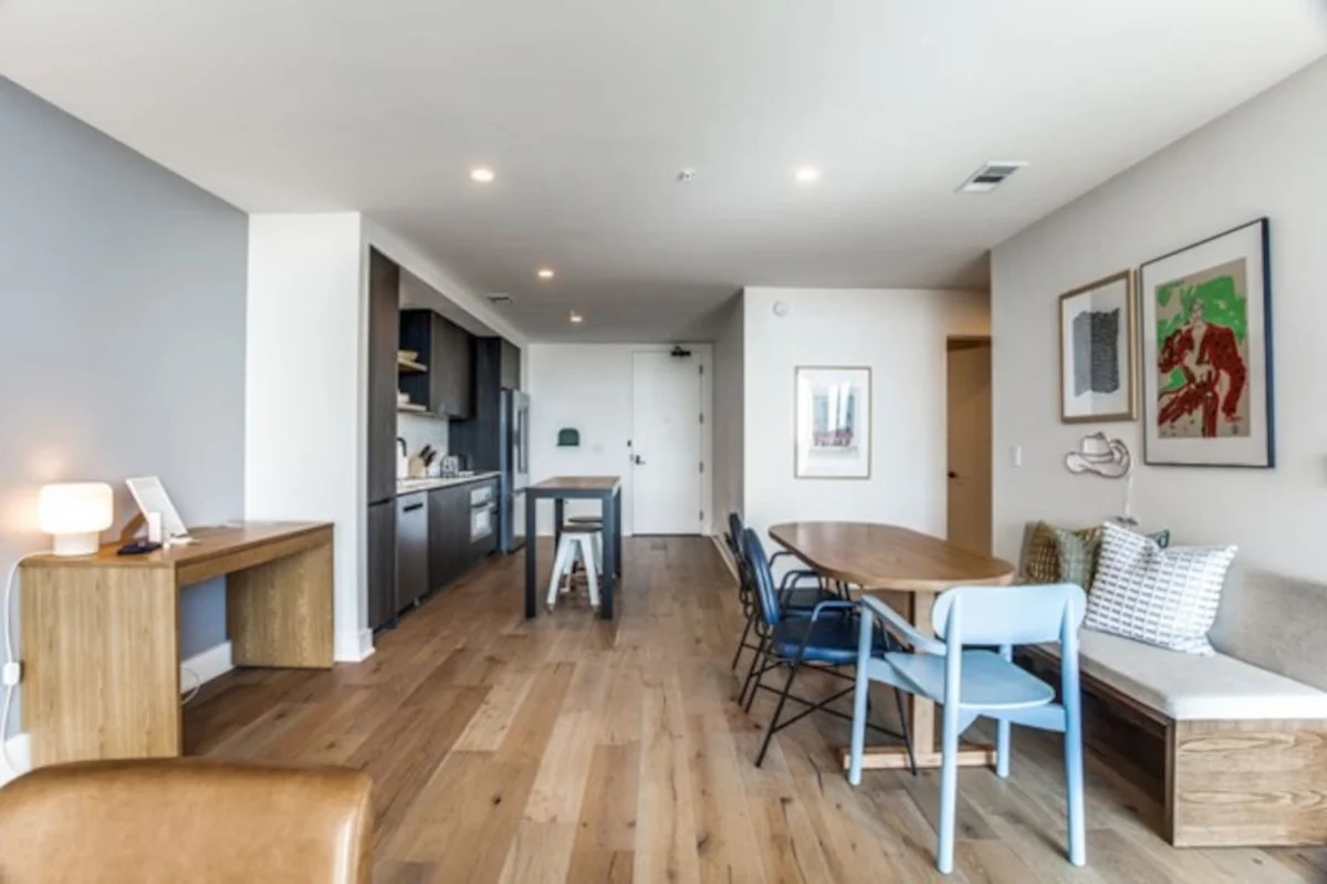 2 BR Lux Panoramic View | Rainey #5