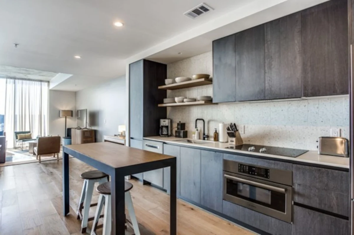 2 BR Lux Panoramic View | Rainey #26