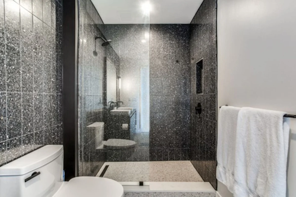 2 BR Lux Panoramic View | Rainey #12